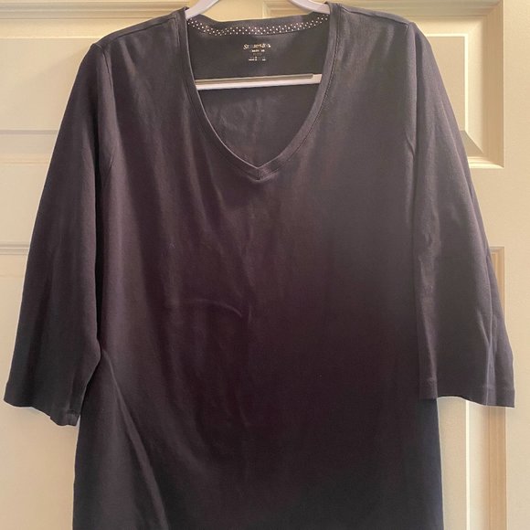 St. John's Bay Classic Tee XL - Picture 1 of 2